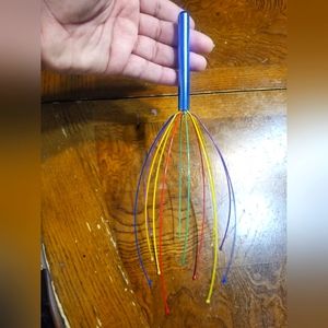 Portable hand help scalp head octopus massager